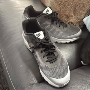 Nike Gray and White Sneakers with Mesh Upper